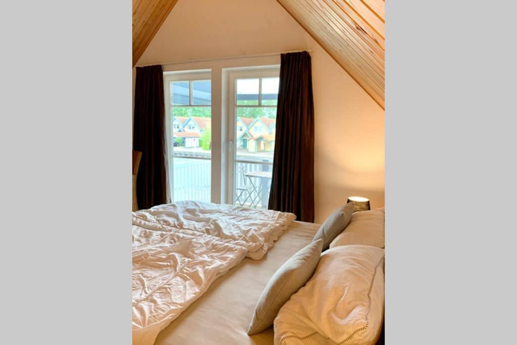 Ferienhaus Mit Bootssteg Am See In Rheinsberg Exteriér fotografie